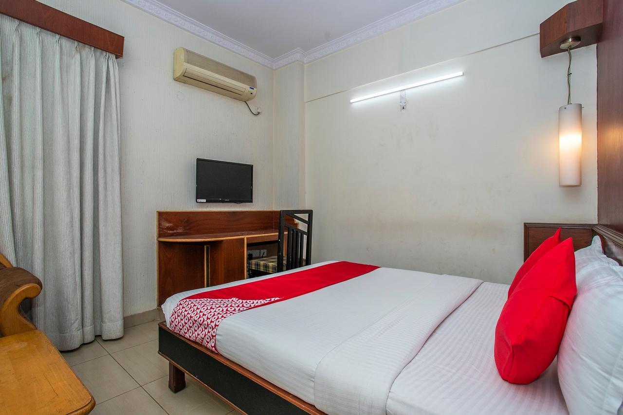 Oyo 18762 Vaishnavi Residency 호텔 벵갈루루 외부 사진