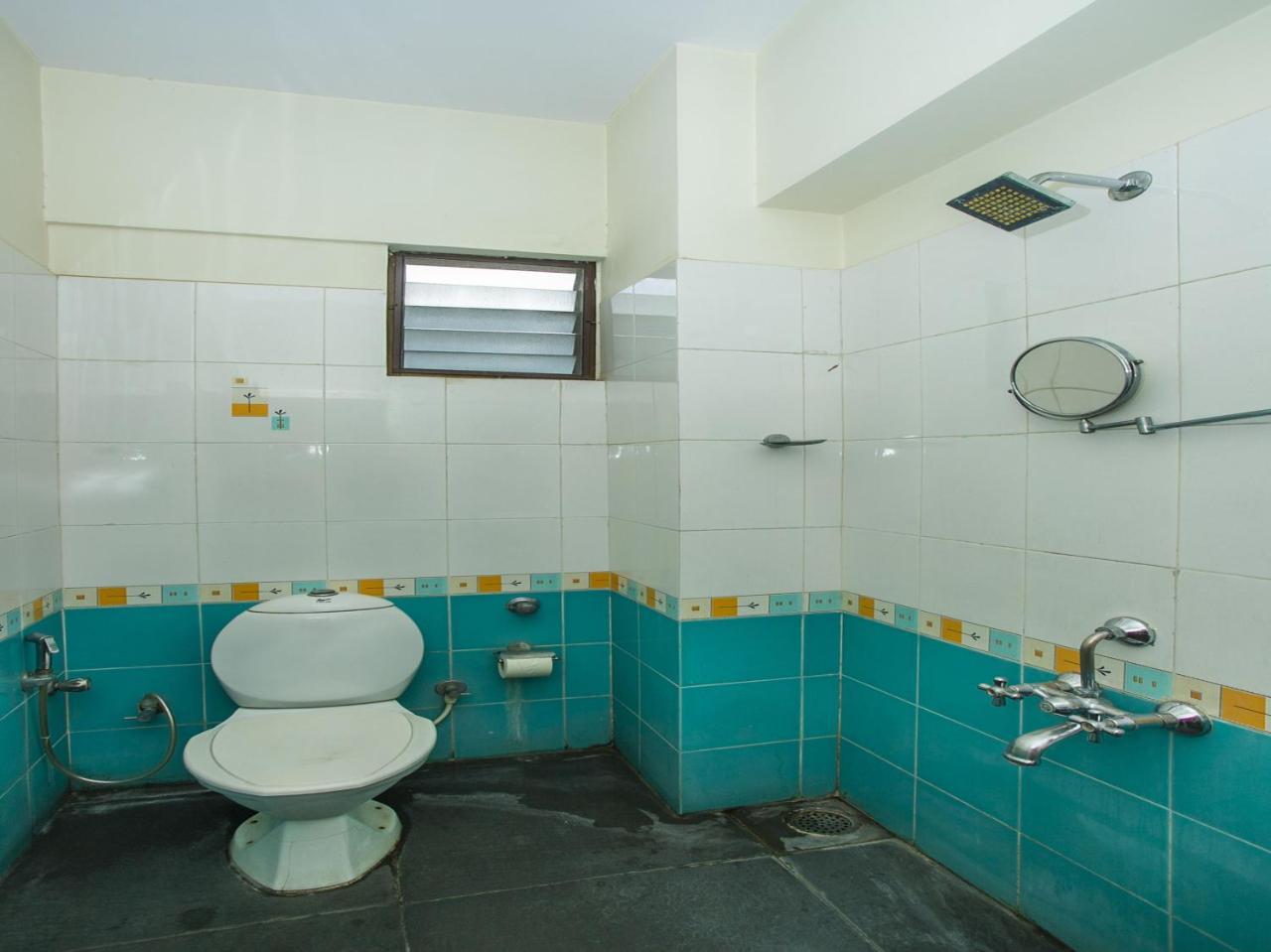 Oyo 18762 Vaishnavi Residency 호텔 벵갈루루 외부 사진
